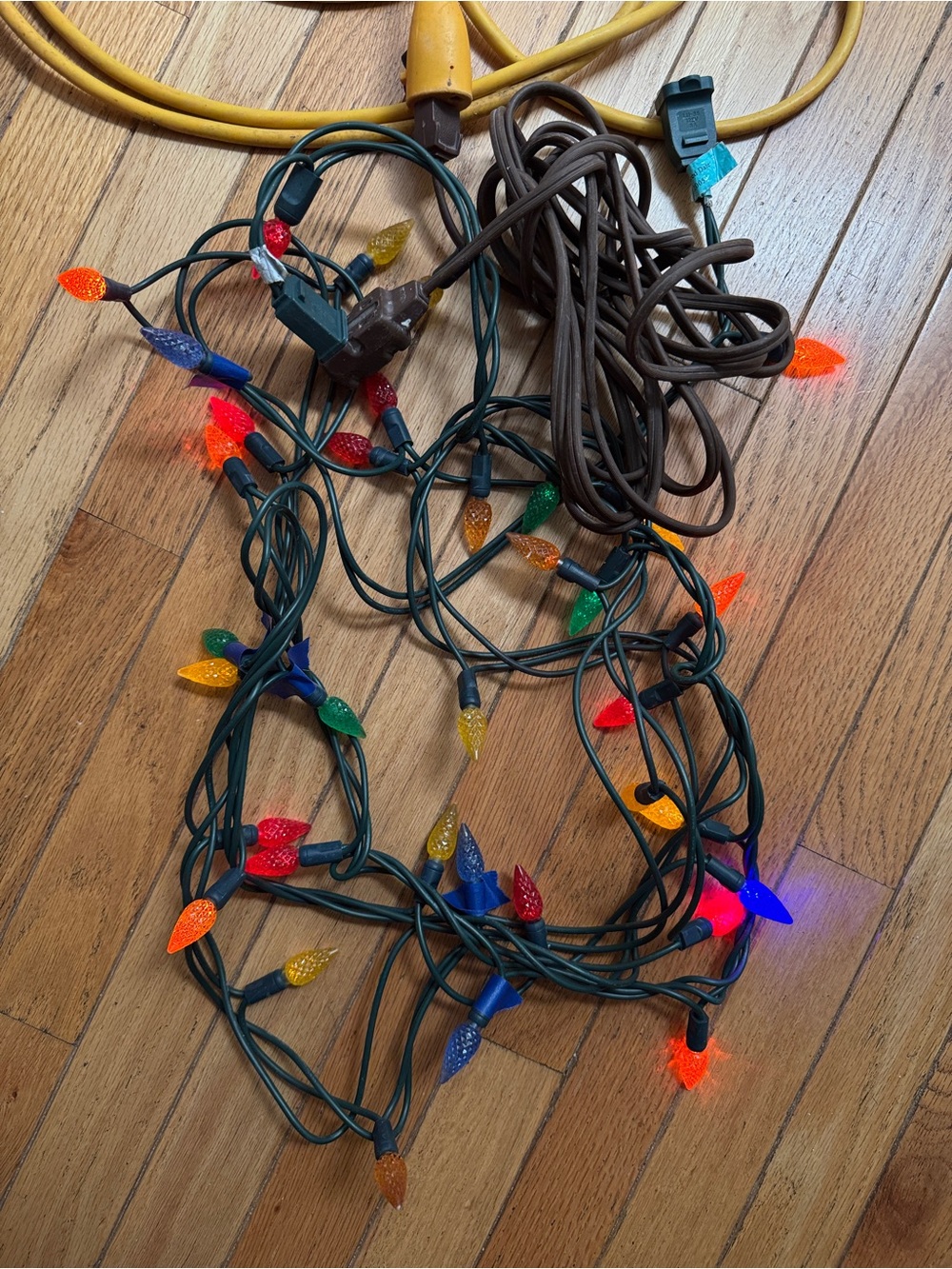 Retro Multicolour Holiday String Lights #6 + Extension - Picture 4 of 7